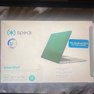 Speck scratch protection that personalizes max book 13”